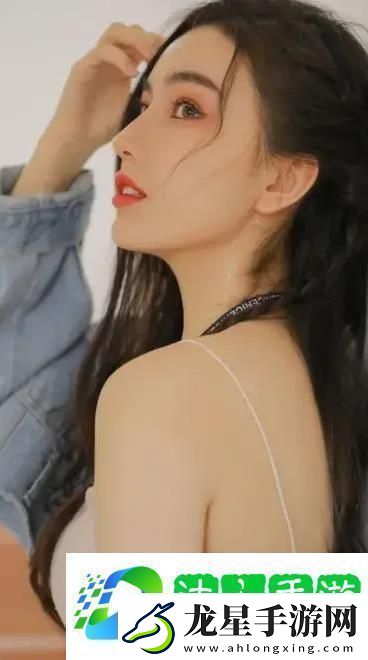 朋友的豐滿**HD中文驚艷亮相友