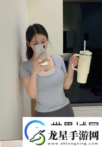 打破傳統(tǒng)內(nèi)容壁壘-麻豆精品秘?國(guó)產(chǎn)傳媒MV屢屢刷屏-影迷驚呼