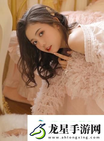 豐滿的-子2理倫身曼妙舞動展現(xiàn)優(yōu)雅-網友