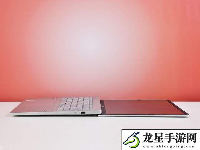 華碩無畏Pro16銳龍版2025