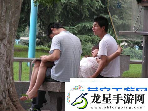 三個(gè)男躁一個(gè)女