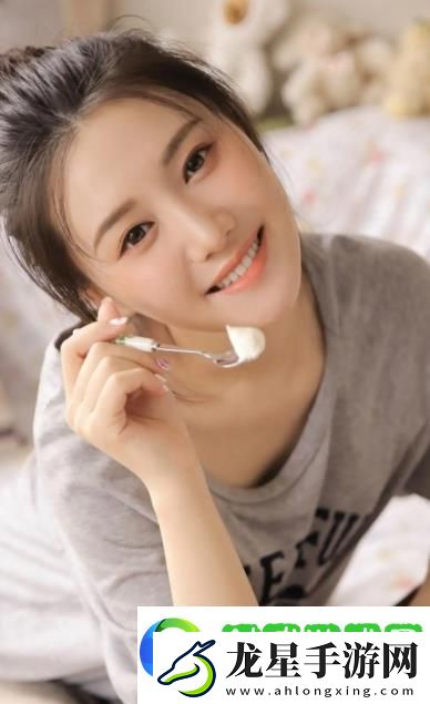 我裝睡讓公偷偷滑進去的奇妙心動
